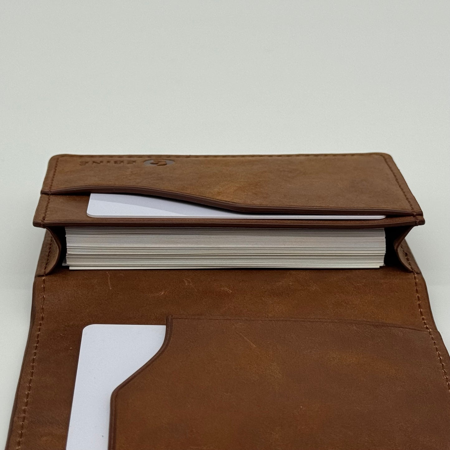 モストロ　名刺入れ