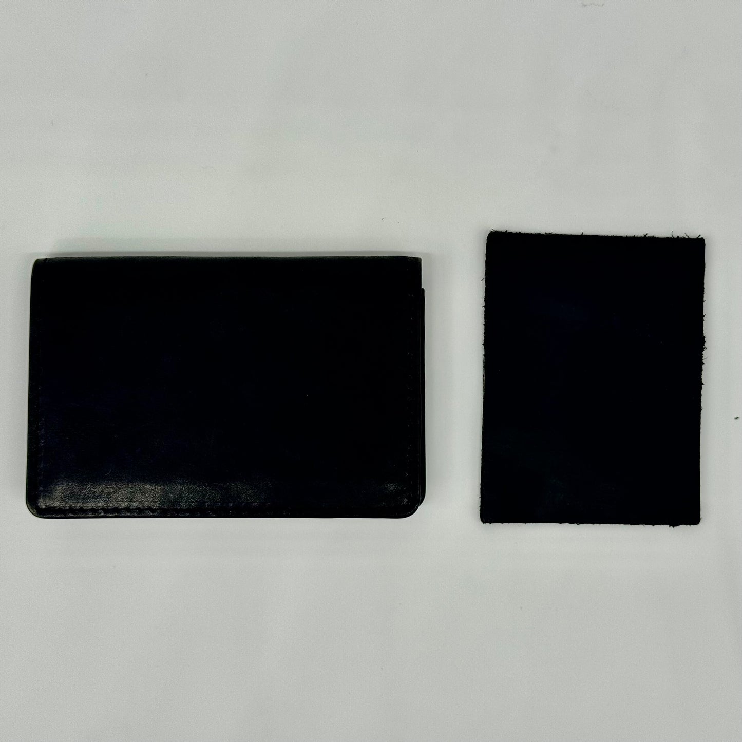 モストロ　名刺入れ