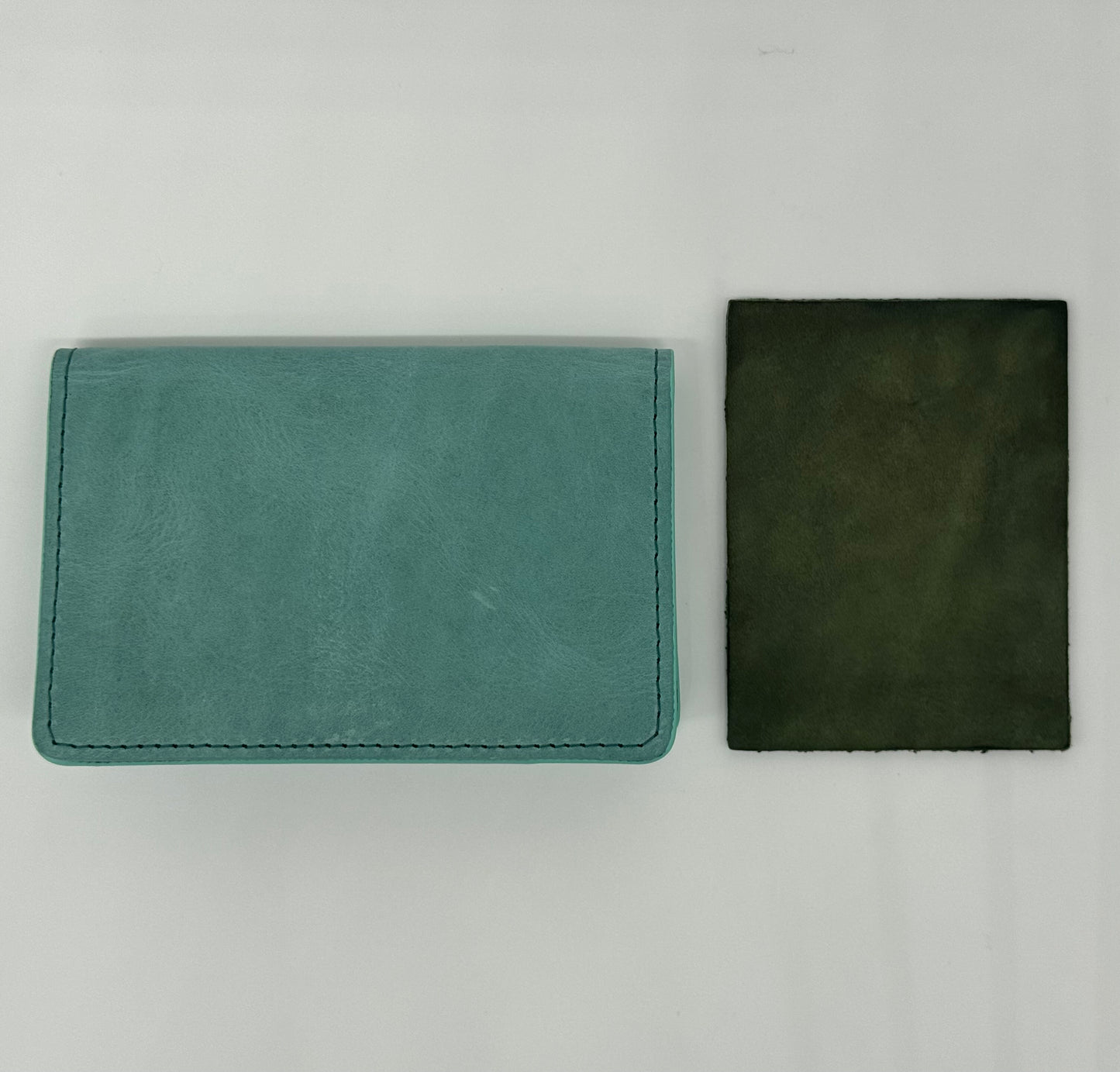 モストロ　名刺入れ